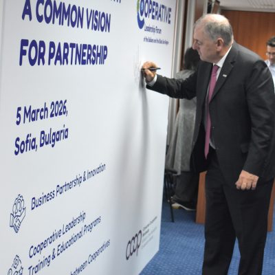 Ariel Guarco Signature-web